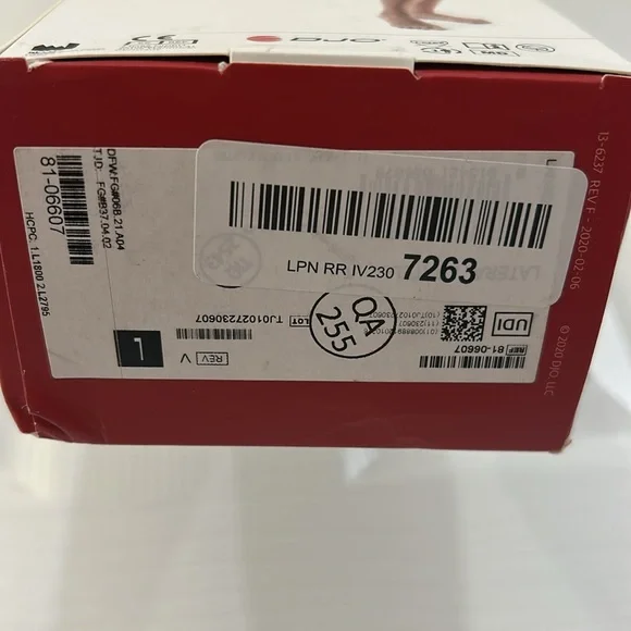 DonJoy Lateral J Patella Support‎ Brace - Black - Picture 3 of 5